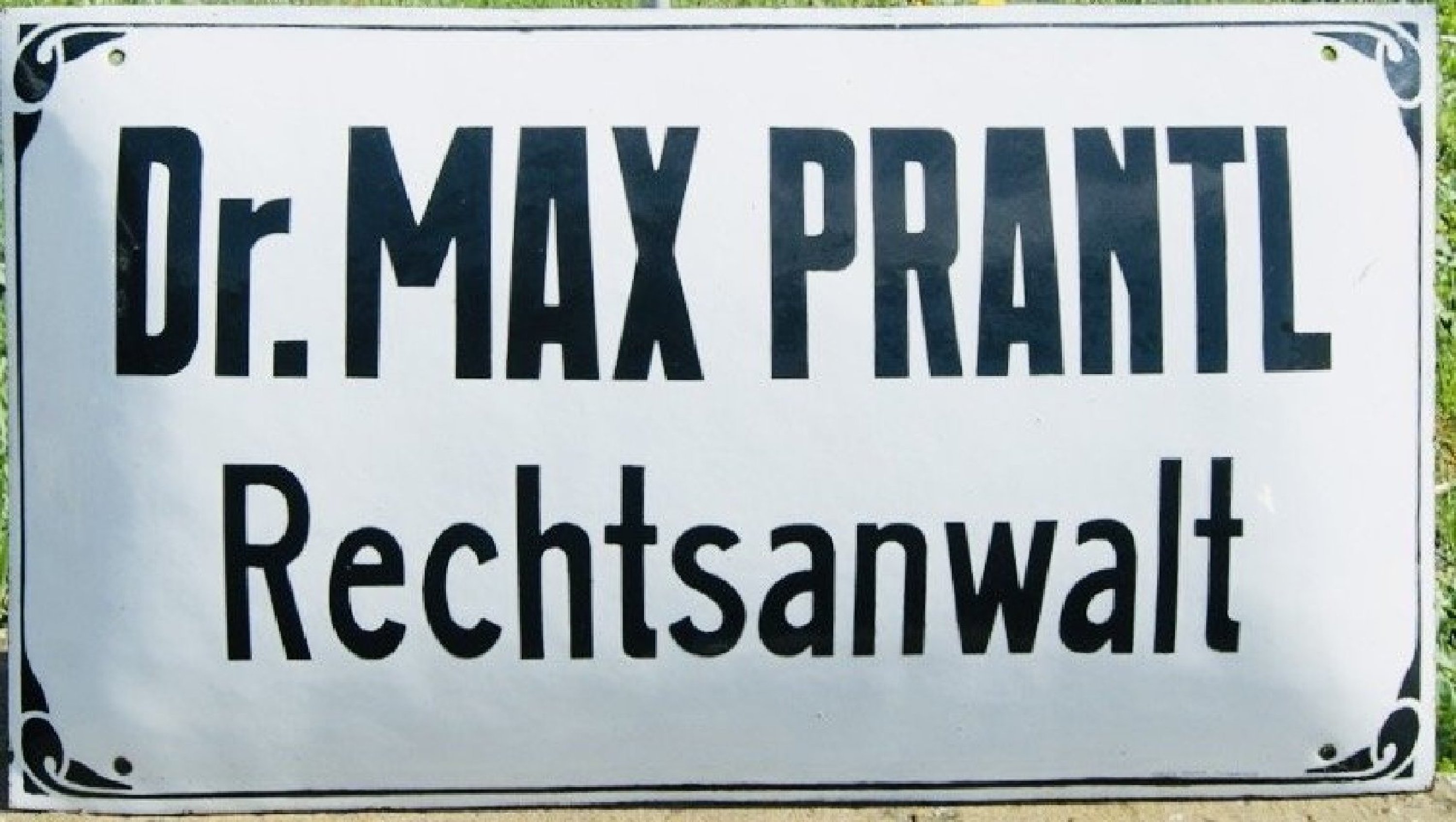 Dr. Max Prantl